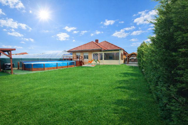 Eladó családi ház, Szigethalmon 124.9 M Ft, 4 szobás