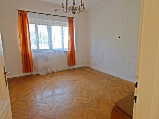 Eladó ikerház, Szegeden 25.9 M Ft, 2 szobás