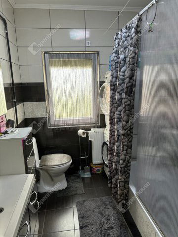 Eladó családi ház, Gyömrőn 189 M Ft, 15 szobás