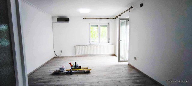 Kiadó téglalakás, albérlet, Debrecenben 330 E Ft / hó, 3 szobás