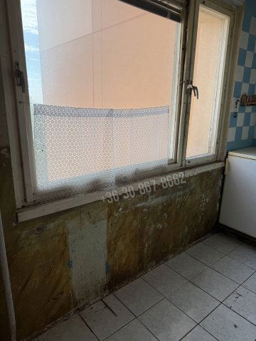 Eladó panellakás, Dunaújvárosban, Martinovics Ignác utcában