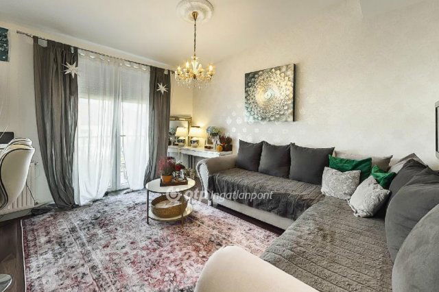 Eladó téglalakás, Dunakeszin 87 M Ft, 3+1 szobás