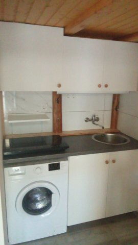 Kiadó téglalakás, albérlet, Pécsett 130 E Ft / hó, 1 szobás