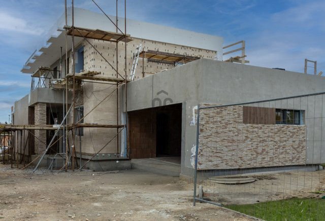 Eladó családi ház, Székesfehérvárott 166.5 M Ft, 5 szobás