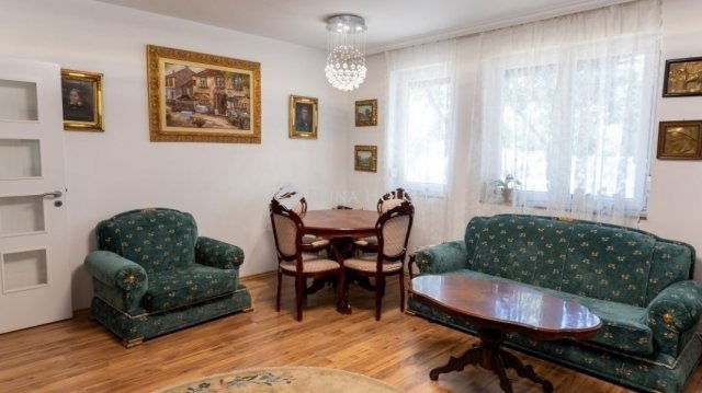 Eladó téglalakás, Budapesten, XIV. kerületben 120 M Ft, 3 szobás