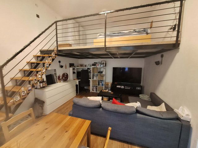 Eladó téglalakás, Budapesten, VI. kerületben, Bajza utcában