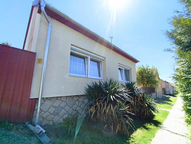 Eladó családi ház, Dombóváron, Kórház utcában 41.9 M Ft