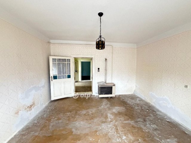 Eladó családi ház, Kálban 14.9 M Ft, 3 szobás