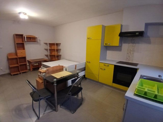 Kiadó téglalakás, albérlet, Debrecenben 170 E Ft / hó, 1 szobás