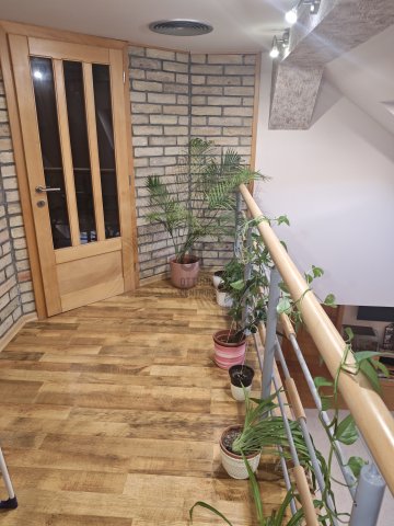 Eladó téglalakás, Mohácson 81 M Ft, 4 szobás