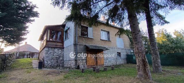 Eladó ikerház, Csatkán 25 M Ft, 3 szobás / költözzbe.hu