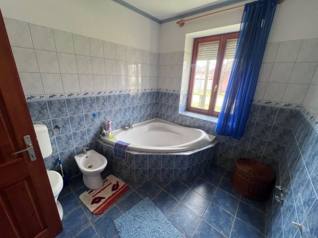 Eladó családi ház, Szarvason 45 M Ft, 4 szobás