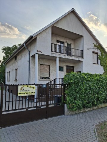 Eladó családi ház, Dabason 100 M Ft, 6 szobás
