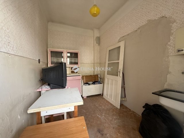 Eladó családi ház, Budapesten, XIX. kerületben 55 M Ft, 2 szobás
