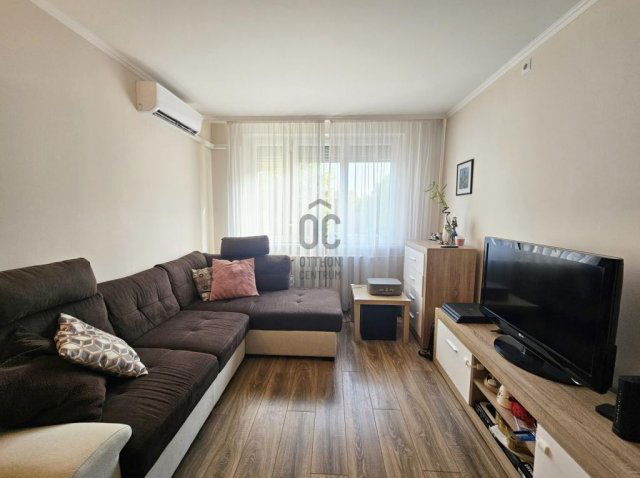 Eladó panellakás, Budapesten, III. kerületben 65 M Ft, 2 szobás