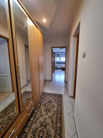 Eladó családi ház, Iszkázon 38.8 M Ft, 5+1 szobás