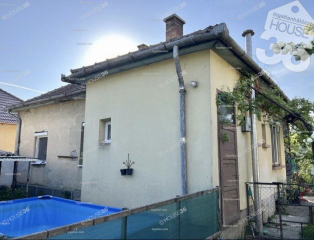 Eladó családi ház, Kiskunfélegyházán 49.9 M Ft, 3 szobás