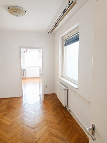 Eladó panellakás, Budapesten, XI. kerületben, Menyecske utcában