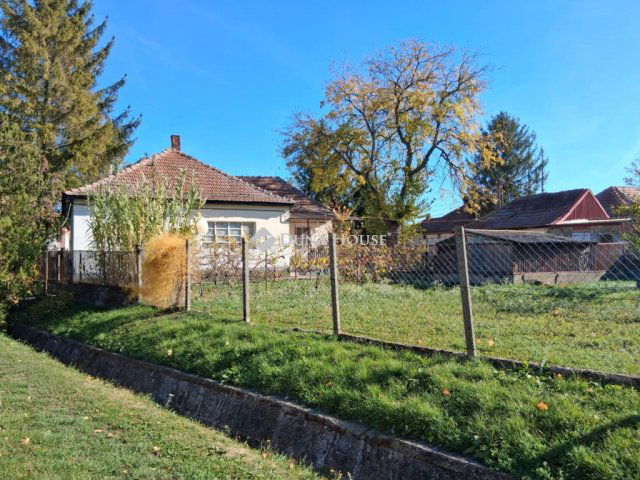 Eladó családi ház, Tarnazsadányon 6.8 M Ft, 2 szobás