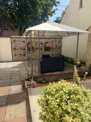 Kiadó téglalakás, albérlet, Tatán 160 E Ft / hó, 2 szobás