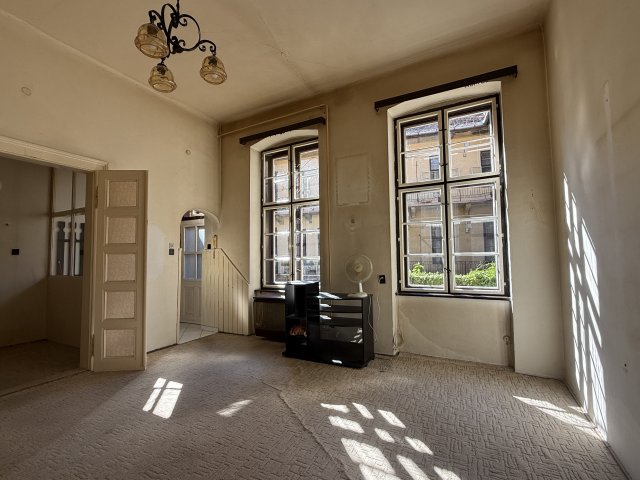 Eladó téglalakás, Budapesten, I. kerületben 74.9 M Ft, 1 szobás
