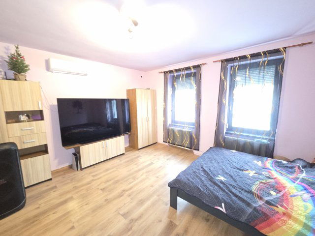 Eladó családi ház, Keszthelyen 54.9 M Ft, 2 szobás