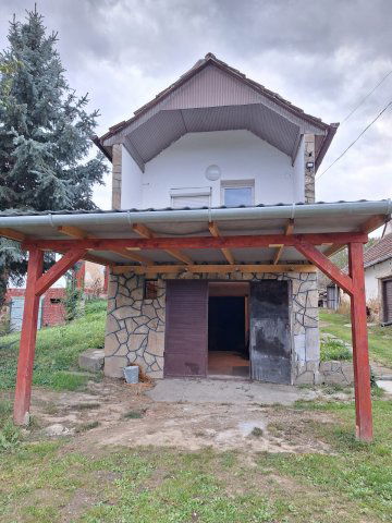 Eladó családi ház, Zalakaroson 12.9 M Ft, 1 szobás