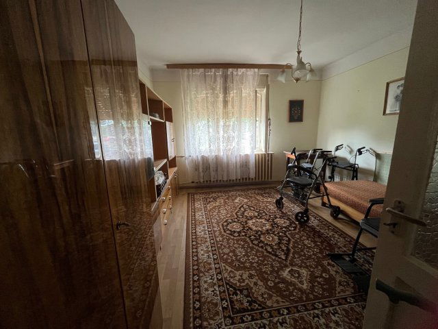 Eladó családi ház, Székesfehérvárott 48.5 M Ft, 2+1 szobás