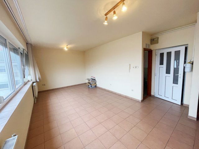 Eladó téglalakás, Nyíregyházán 29.9 M Ft, 1 szobás