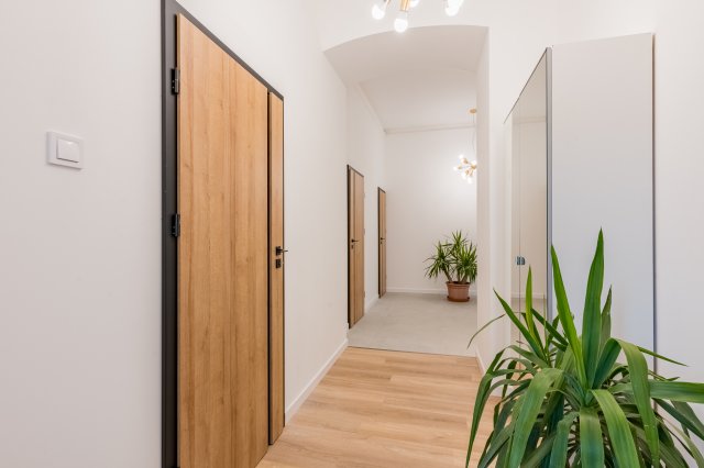 Eladó téglalakás, Budapesten, VI. kerületben 145 M Ft, 3 szobás