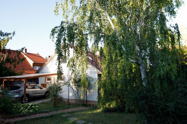 Eladó családi ház, Leányfaluban 104.9 M Ft, 4 szobás