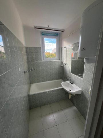 Eladó téglalakás, Egerben 42.9 M Ft, 2 szobás