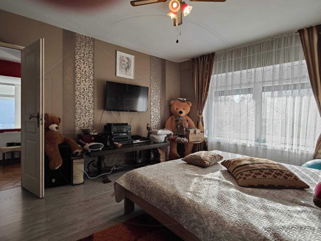 Eladó családi ház, Pécsett, Vince utcában 59.9 M Ft, 3+1 szobás