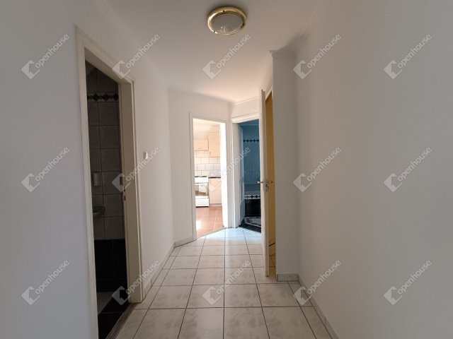 Eladó családi ház, Sopronban 119 M Ft, 7 szobás