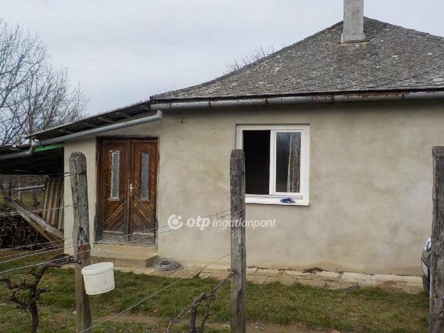 Eladó nyaraló, Kaposváron 13.8 M Ft, 2 szobás