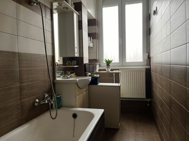 Eladó téglalakás, Budapesten, X. kerületben, Halom utcában