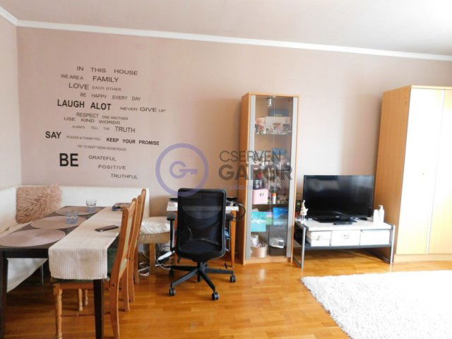 Eladó téglalakás, Debrecenben 43.9 M Ft, 1+1 szobás