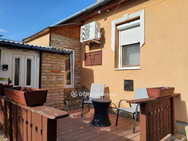 Eladó családi ház, Hatvanban 92 M Ft, 4 szobás
