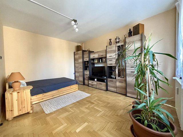 Eladó panellakás, Budapesten, III. kerületben 65.9 M Ft, 2 szobás