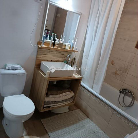 Eladó nyaraló, Tápiószentmártonon 30 M Ft, 3 szobás