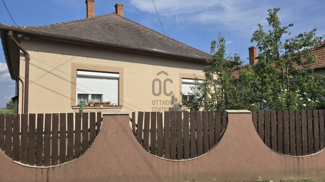 Eladó családi ház, Tiszafüreden 47 M Ft, 3 szobás