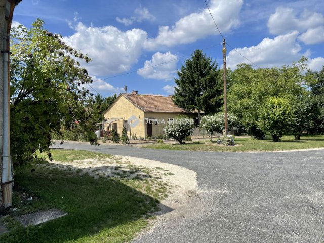 Eladó családi ház, Bicskén 31.9 M Ft / költözzbe.hu