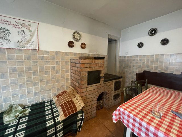 Eladó családi ház, Bujon 20 M Ft, 3 szobás