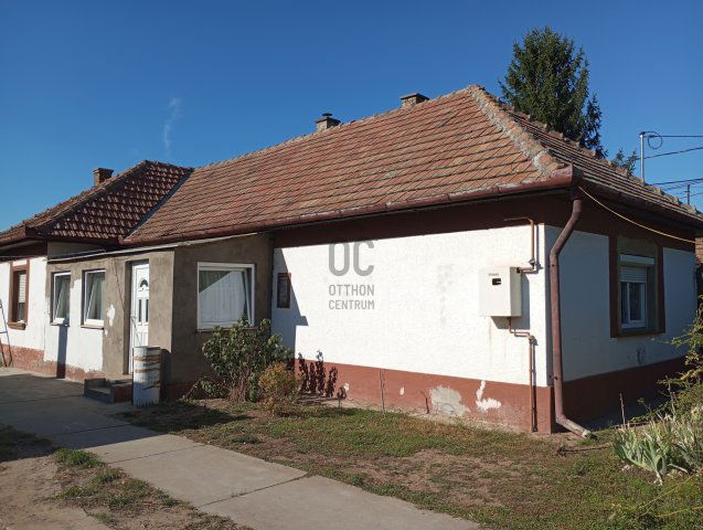 Eladó családi ház, Tápiószecsőn 47.9 M Ft, 4 szobás