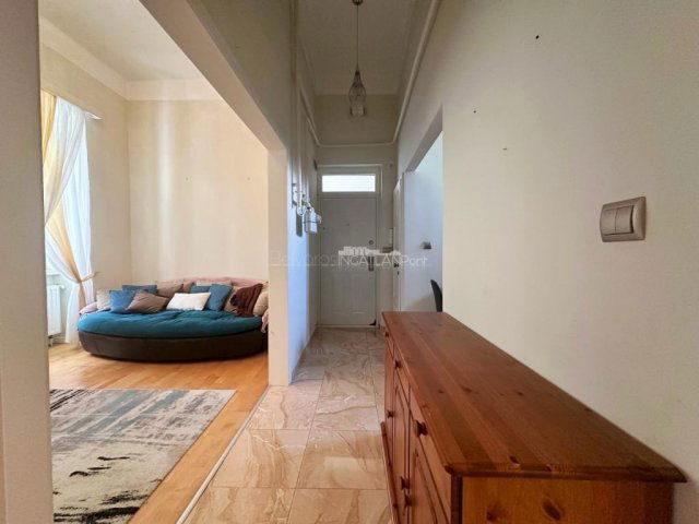 Eladó téglalakás, Szombathelyen 42.99 M Ft, 2 szobás