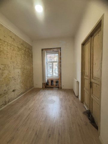 Kiadó téglalakás, albérlet, X. kerületben, Hölgy utcában