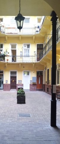 Eladó téglalakás, Budapesten, VII. kerületben, Garay utcában