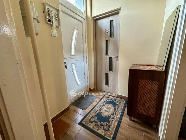 Eladó téglalakás, Debrecenben 64.99 M Ft, 2 szobás