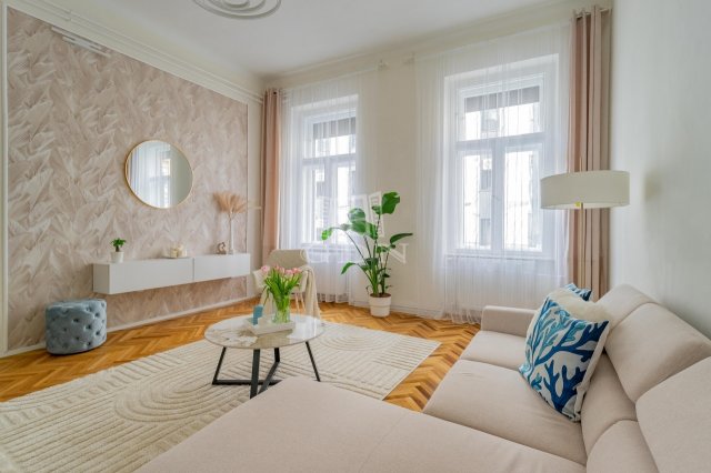 Eladó téglalakás, Budapesten, VII. kerületben 83 M Ft, 2 szobás