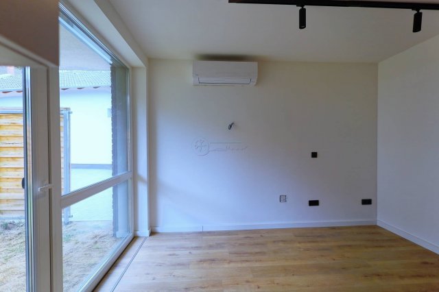 Eladó téglalakás, Szegeden 54.9 M Ft, 2 szobás